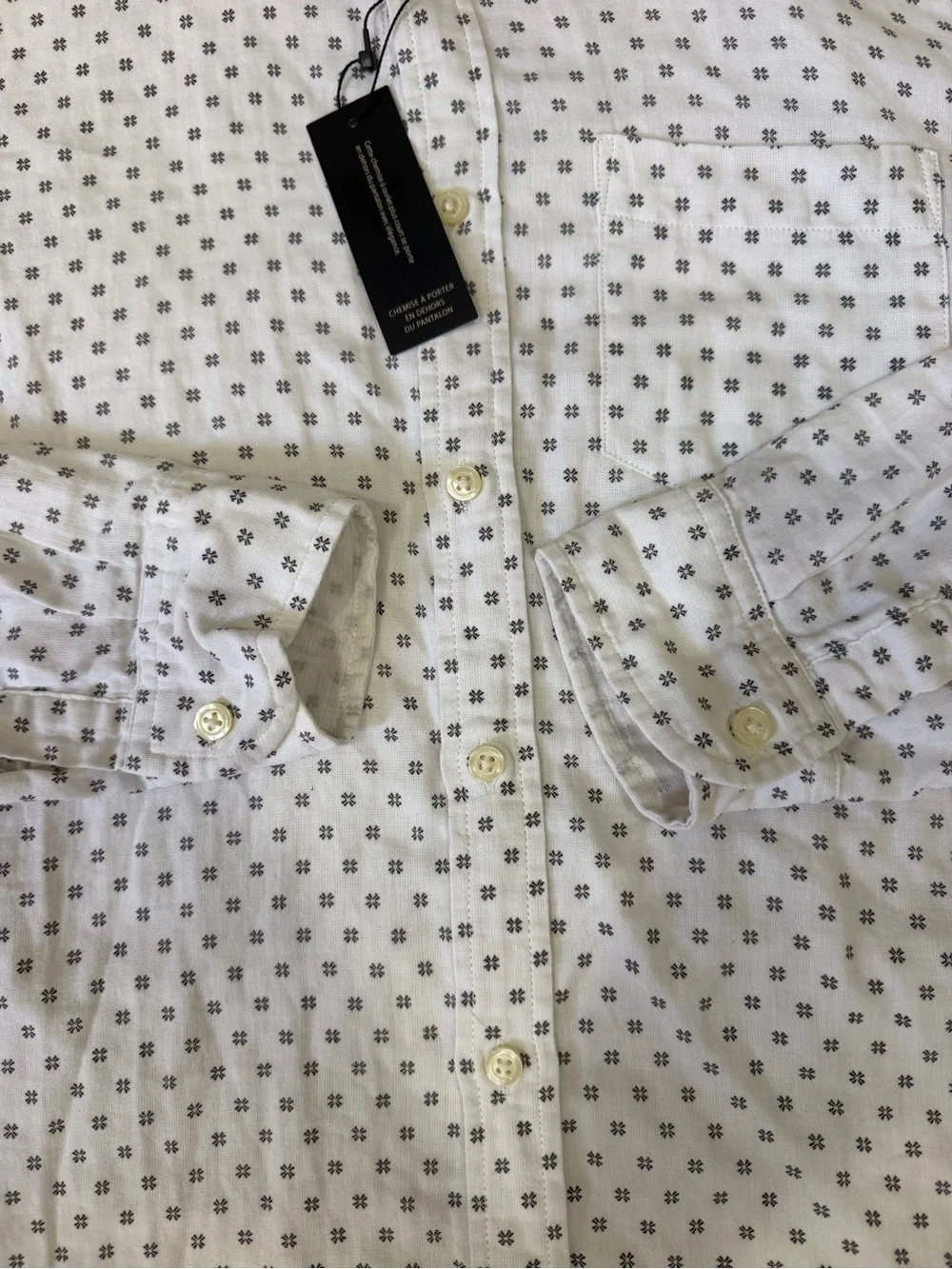 NWT Mens Banana Republic Untucked Slim Fit Long Sleeve White Patterned Size L